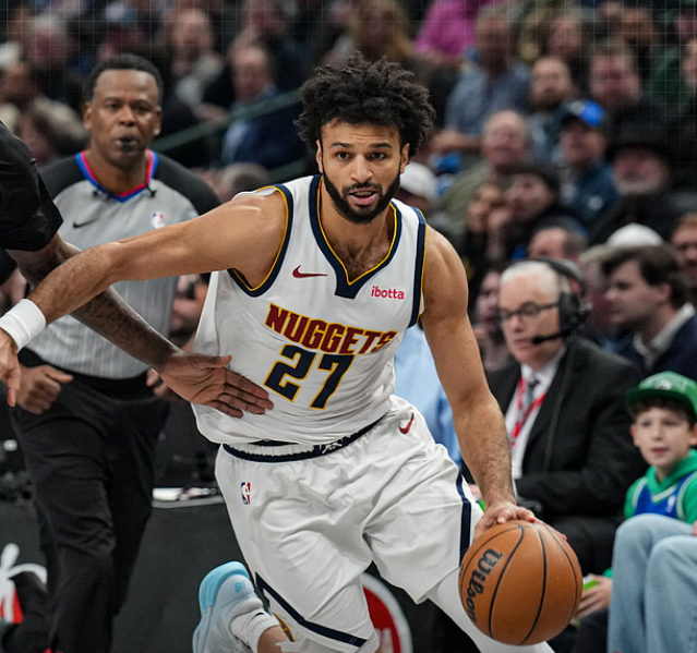 开云体育下载入口-瓦兰丘纳斯复出穆雷24分，奇兵爆砍35+8+3+2+4封盖，掘金双杀奇才