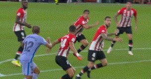 1629582860320012238.gif 620.gif