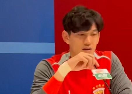 开云体育下载网址-东体：李帅肌肉拉伤，颜骏凌赛前热身时两根手指错位和脱臼